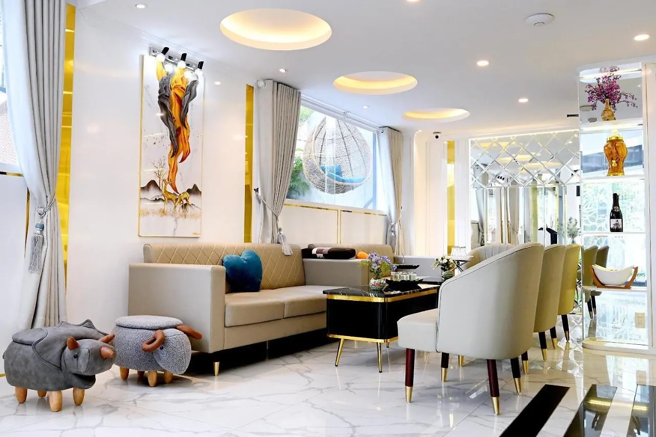 Ten Dollars Hotel Nha Trang