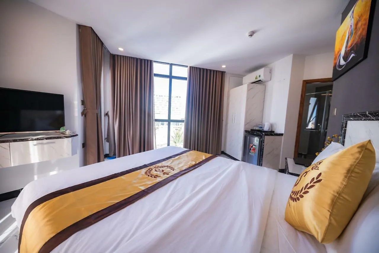 Ten Dollars Hotel Nha Trang 3*,